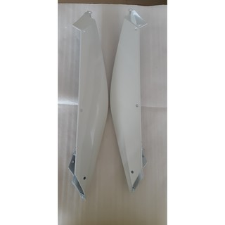 Ốp xi nhan sau Nouvo 5 trắng Yamaha