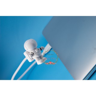ĐÈN LED PHI HÀNH GIA - KẾT NỐI CỔNG USB CHO LAPTOP