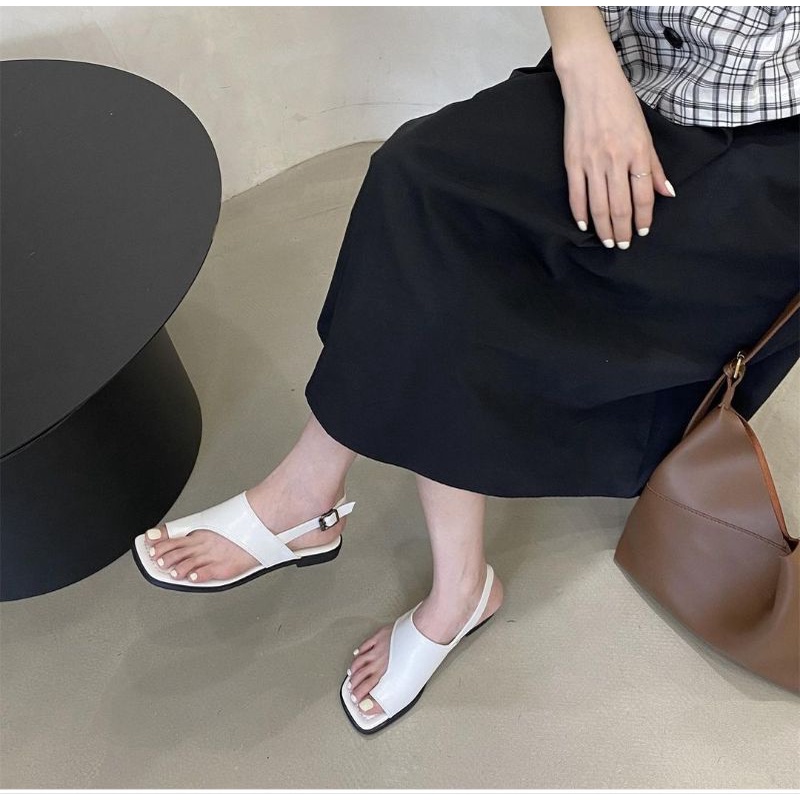 Dép xỏ ngón bảng to quai hậu 35-43