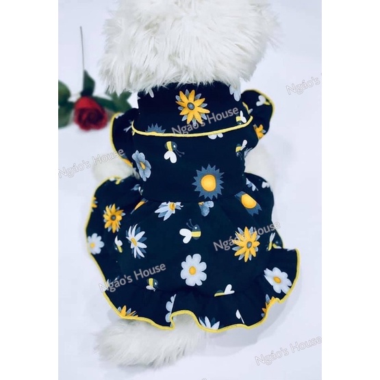 (SALE) Đầm xoè đen phối hoa cúc trắng dành cho chó mèo, thú cưng