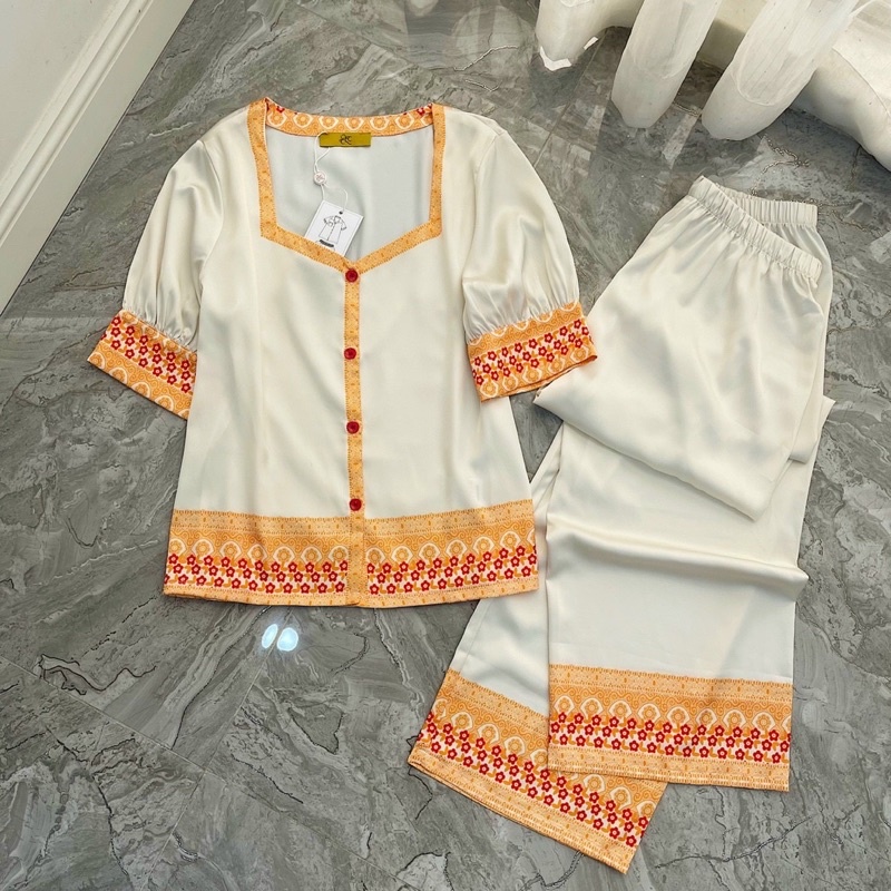 pijama lụa cao cấp Quảng Châu tay ngắn cổ vàng