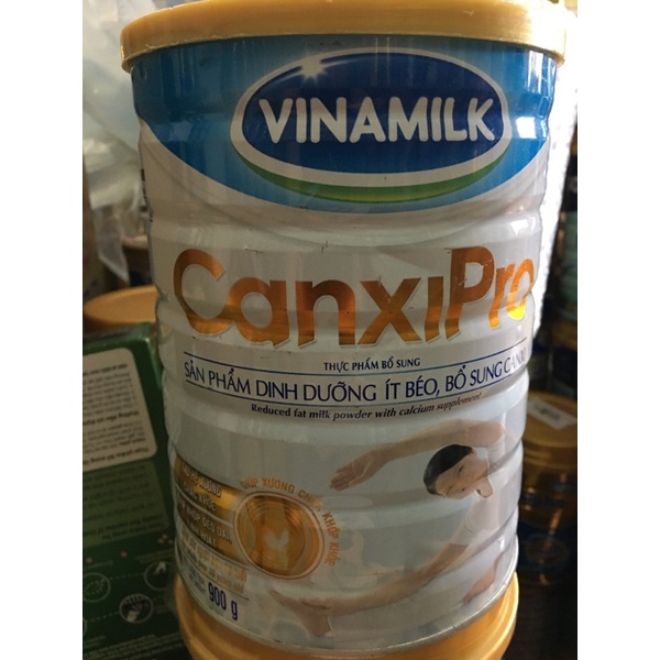 Sữa bột Vinamilk CanxiPro ít béo lon 900g