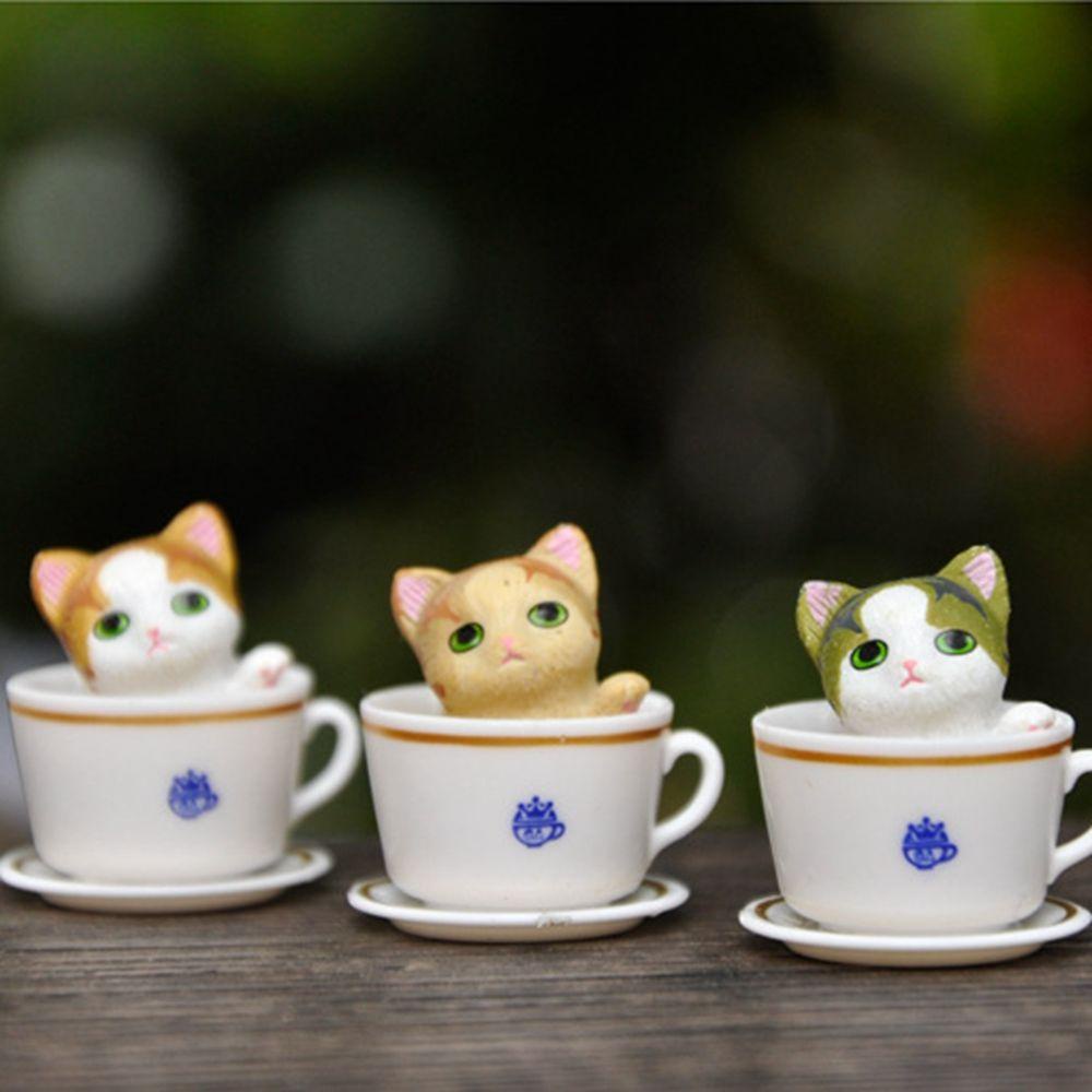 Set 8 Mô Hình Chó / Mèo Mini Dễ Thương Trang Trí Bánh Kem Sinh Nhật Cho Bé