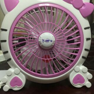 Quạt mini cho bé