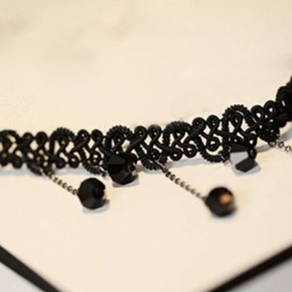 [Mã FASHIONCB232 hoàn tối đa 15K xu đơn 50K] Vòng cổ choker phối ren hoa màu trơn đính đá xinh xắn cho nữ | BigBuy360 - bigbuy360.vn