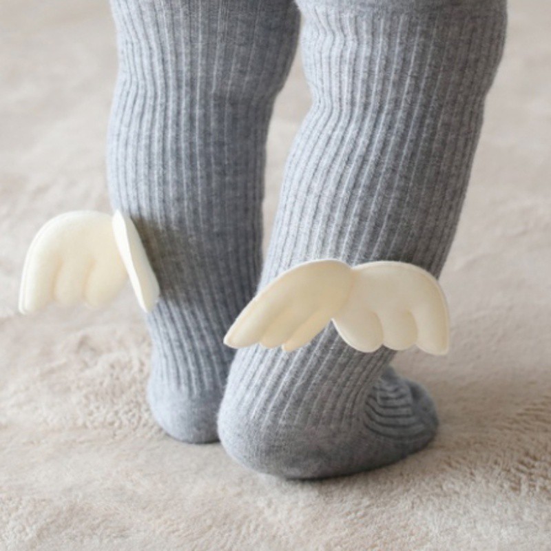 Quần tất chất liệu cotton đính cánh thiên thần đáng yêu cho bé gái