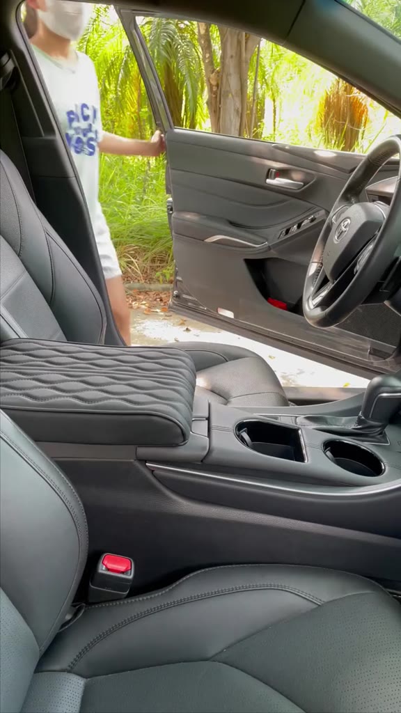 (15 màu) Đệm Tỳ Tay Ô Tô Xe Hơi Cao Su Non Nguyên Khối Bọc Da cao cấp - giúp chống mỏi và thư giãn lái xe đường dài | BigBuy360 - bigbuy360.vn