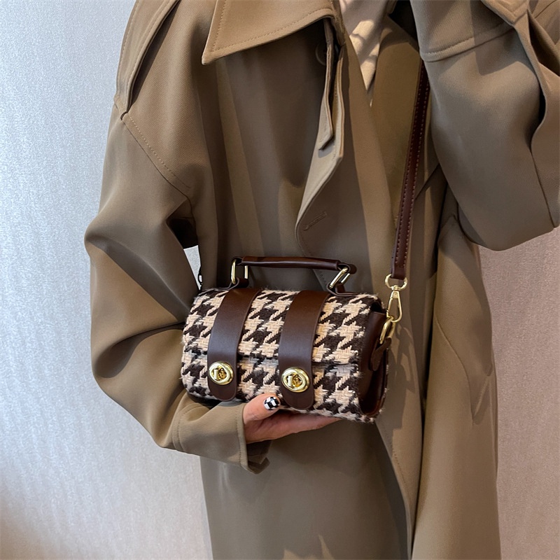 Túi Xách Đeo Vai Kiểu Dáng Hợp Thời Trang Cho Nữ