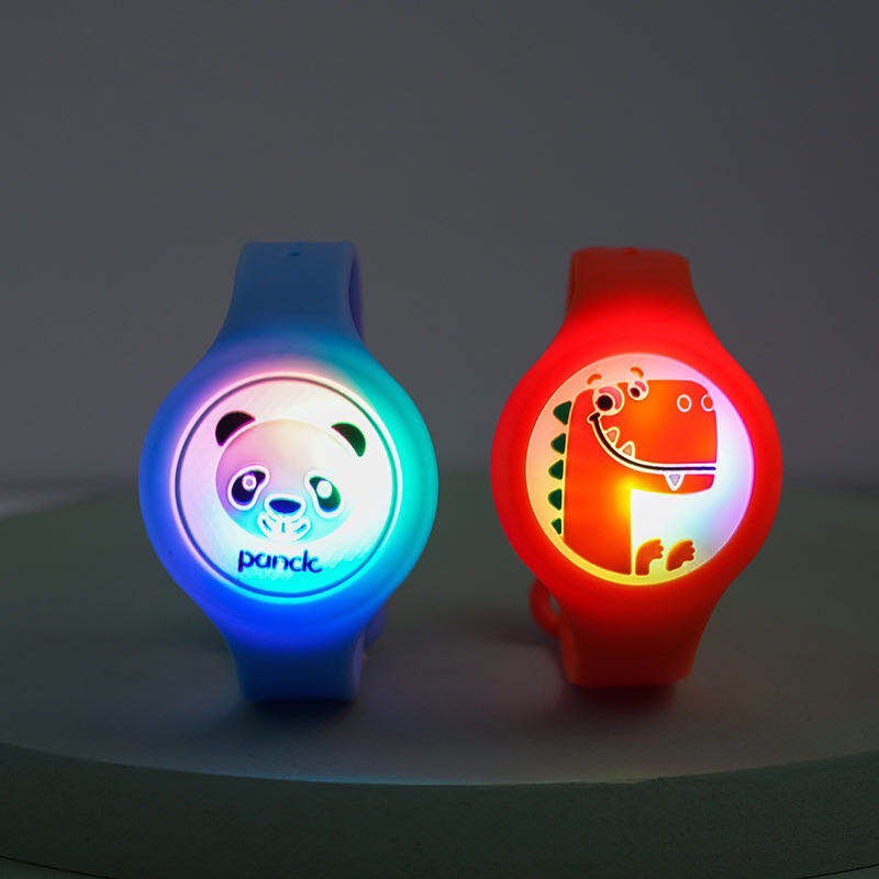 Vòng đeo tay chống muỗi silicon phát sáng cực đẹpVòng đeo tay chống muỗi silicon phát sáng cực đẹp G1