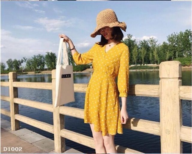 Đầm Nữ Vàng Bi Cam Cổ Chéo