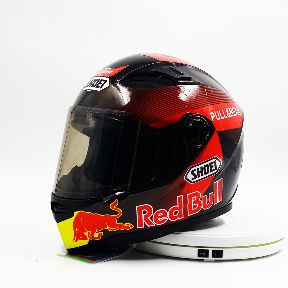 Mũ bảo hiểm fullface AGU đen bóng lên tem decal Redbull siêu ngầu