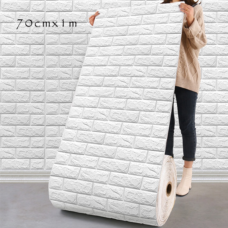 Cuộn xốp dán tường 3D dài 1m rộng 70cm tiện dụng