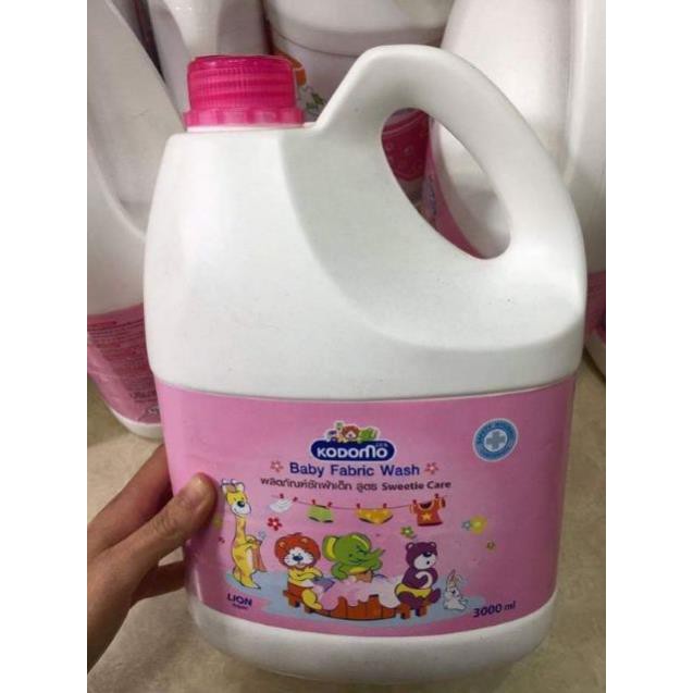 NƯỚC GIẶT XẢ KODOMO 3000ML THÁI LAN