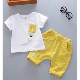 Bộ quần áo cộc màu vàng