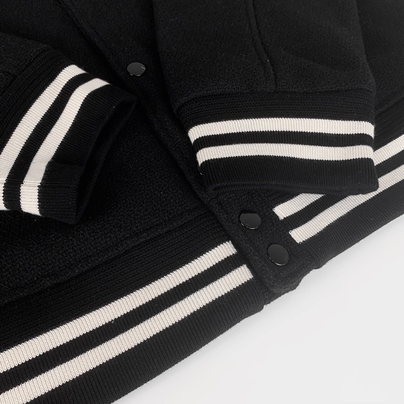 Áo khoác varsity teddy - The Maze