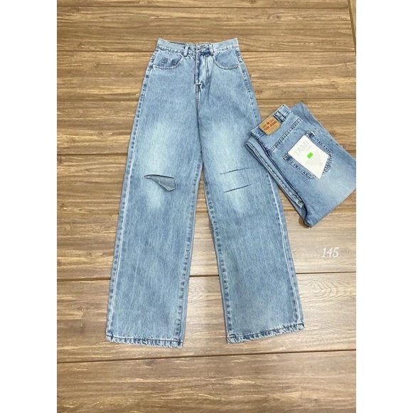 BAGGY JEANS ỐNG SUỐNG ĐEN RÁCH 3