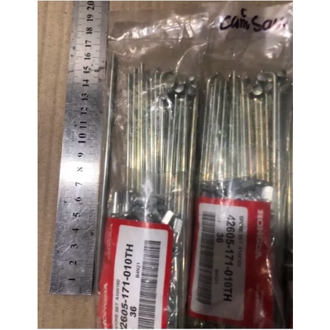 Căm chì bảy màu thắng đùm sau 2.50-17 (17x1.4) + 2.75-17(17x1.6)