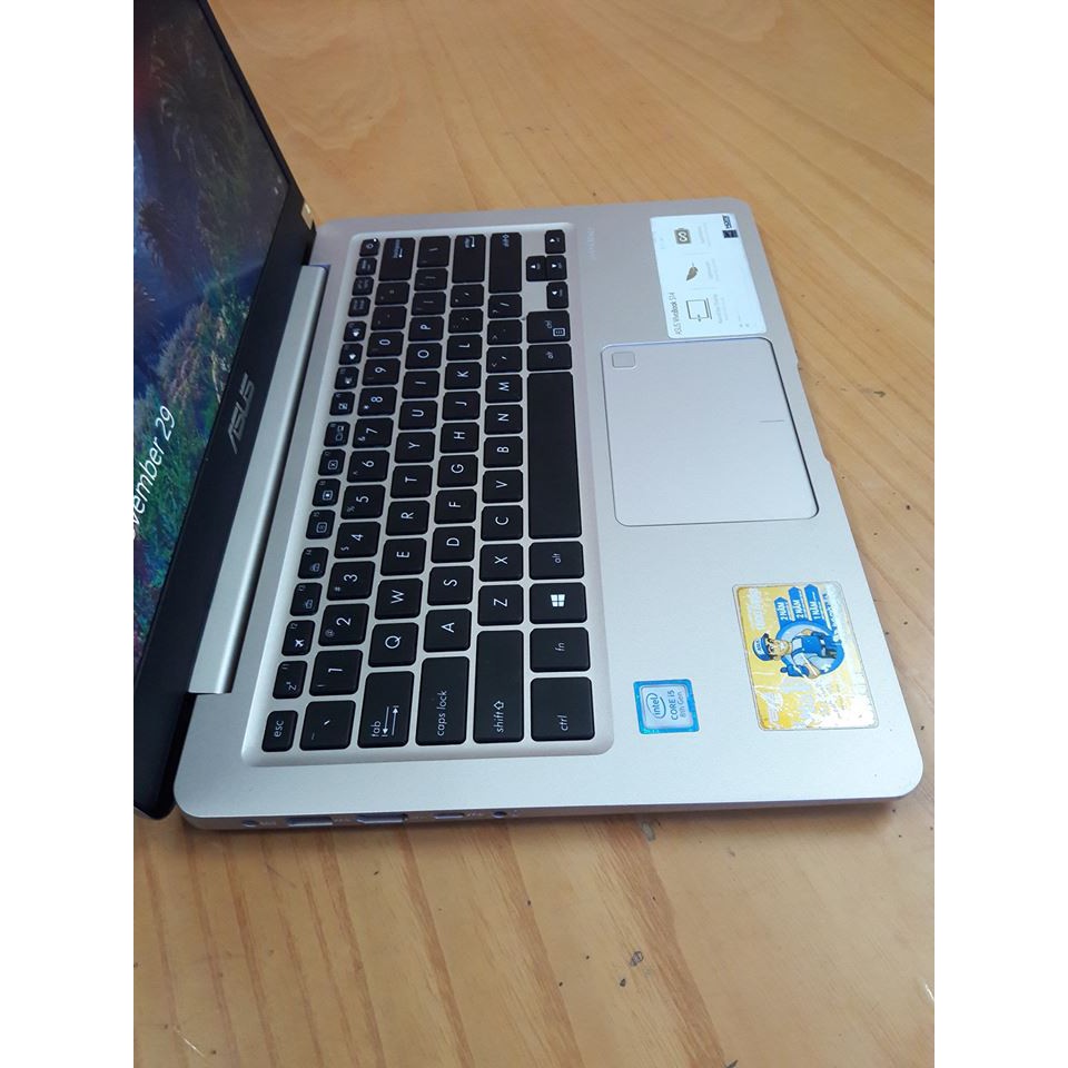 Laptop ASUS Vivobook S14 S410U / i5 8250 U /  SSD 256G | BigBuy360 - bigbuy360.vn