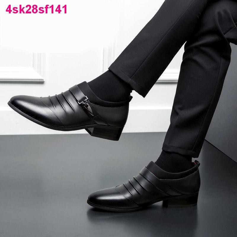giày dép namgiày da nam công sở trang trọng mang mũi nhọn thanh niên Hàn Quốc thông thường thoáng khí đen đi là