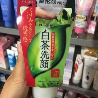 Sữa rửa mặt trà xanh Nhật Bản