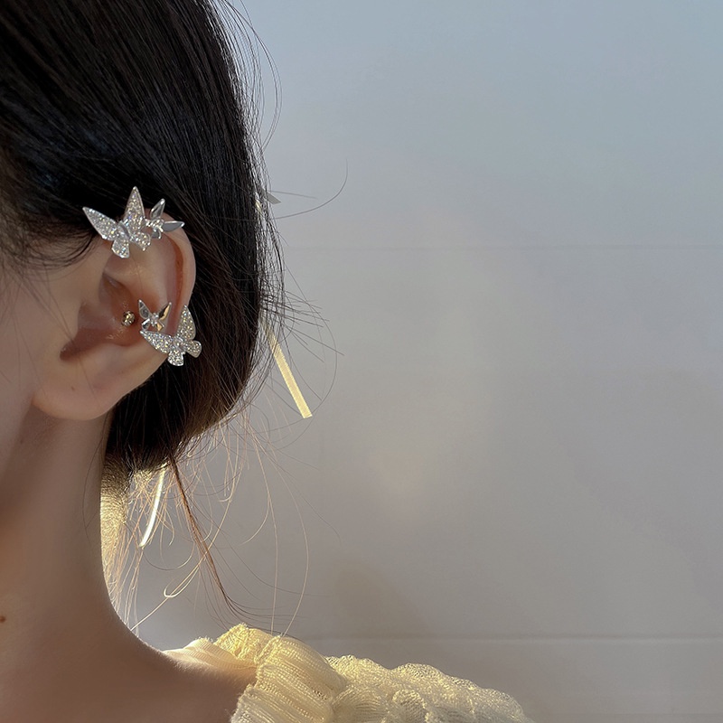 Bông Tai HìNh BướM ĐíNh Đá Xinh XắN