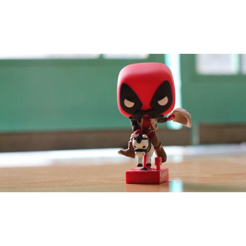 Mô hình Deadpool Funko 2nd