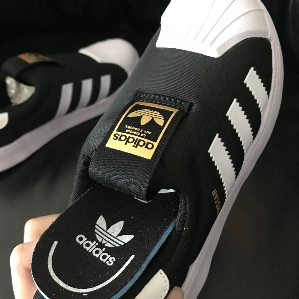 Giày Thể Thao Adidas Superstar Vỏ Sò Thiết Kế Dễ Thương Cho Bé