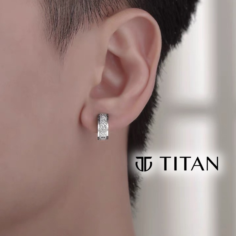 Khuyên tai nam tròn unisex, bông tai đính đá kim cương cực đẹp, khuyên xỏ tai kẹp vành tai 2 màu trắng đen TITAN Shop