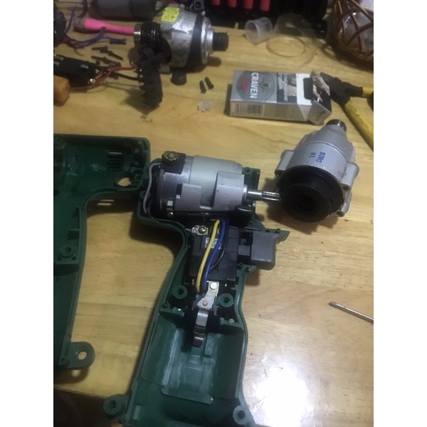 Máy bắn vít nhật bãi HITACHI Fwh 12DF, WH 12DH, WH 12DB có pin