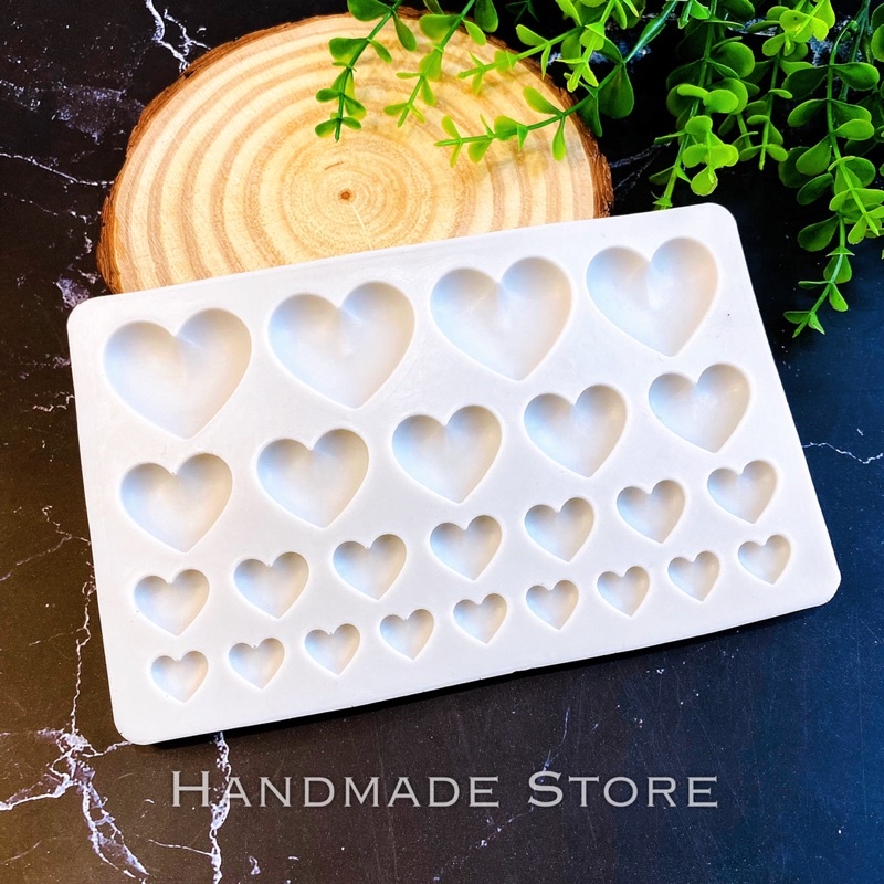 Khuôn trái tim làm bánh, tạo hình đất sét