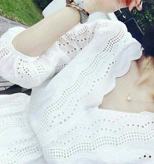 Đầm ren trắng chất xô thêu tinh tế cao cấp siêu đẹp | BigBuy360 - bigbuy360.vn