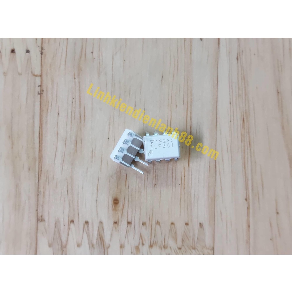 TLP351 chân cắm cắm mới chính hãng Toshiba 100%( có thể thay cho tlp351 chân dán).
