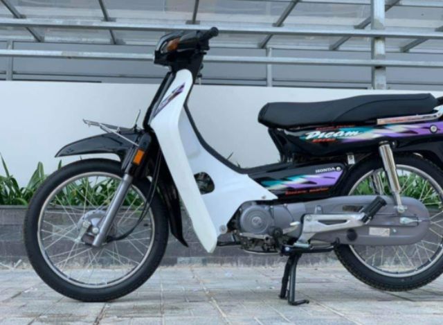Nhựa võ đầu xe DREAM lùn zin honda chính hãng