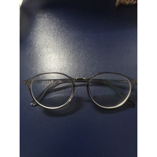kính cận màu tím mint