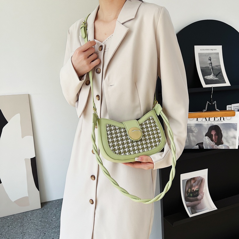 Túi Đeo Vai Thời Trang Xinh Xắn Dễ Phối Đồ Cho Nữ