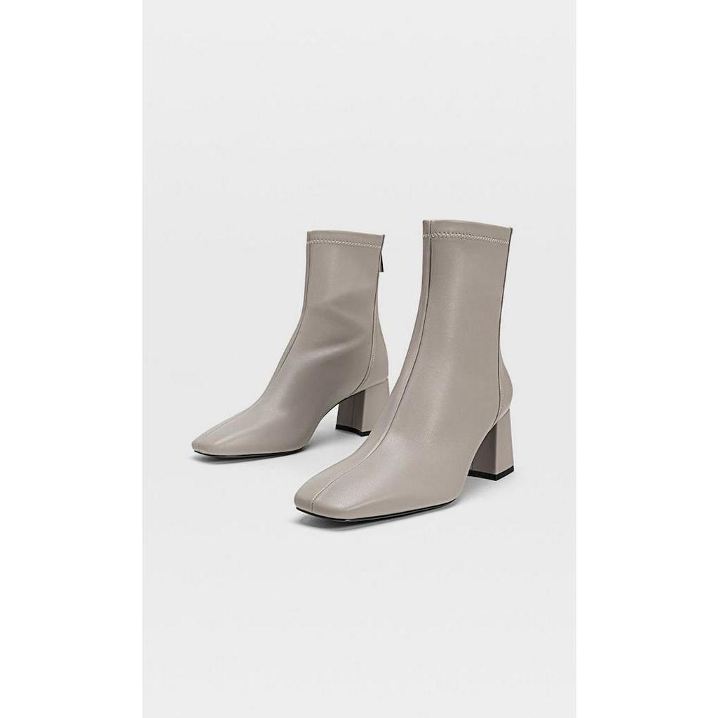 Boot Stradivarius