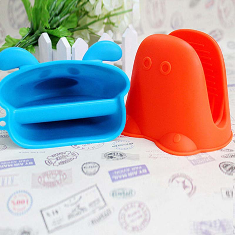 Găng tay silicone cách nhiệt hình đầu cá sấu &amp; hà mã