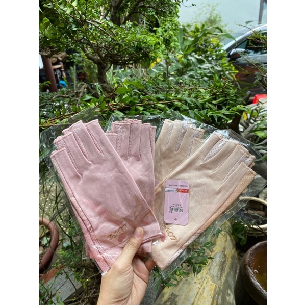 Bao Tay Chống Tia UV Dùng Để Hơ Khi Sơn Gel Tay , Giữ Tay Chống Đen Và Nóng Tay Khi Hơ Trong Máy