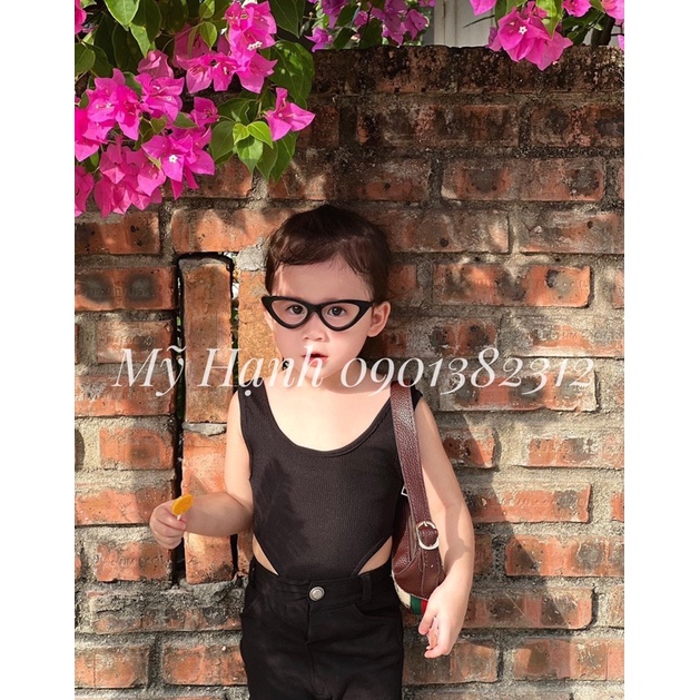 MẮT KÍNH CHỐNG TIA UV CHO BÉ