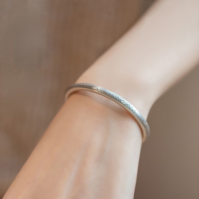 Vòng Tay Hở Mạ Bạc Khắc Hình Đám Mây Và Sóng Biển May Mắn Phong Cách Retro