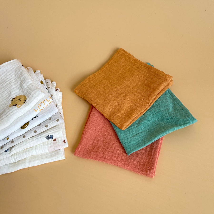 Khăn sữa xô muslin organic CHIPMUNK,thấm hút nhanh, không xù sợi an toàn cho da bé sơ sinh, KT 26x26cm