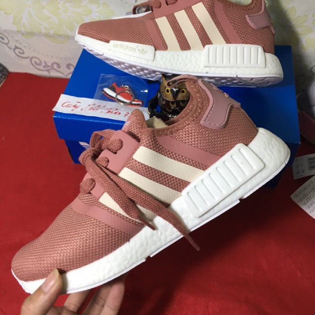 Giầy Adidass NMD r2 ( hồng đất)