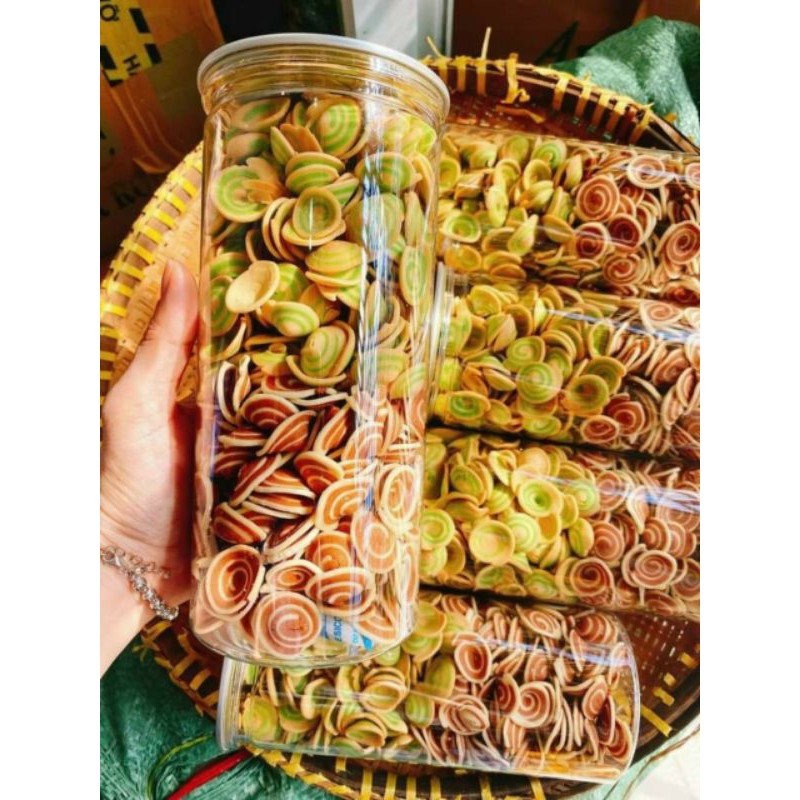 1 lon 300gr tai heo nhí mix vị