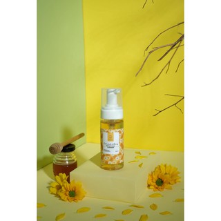 Sữa Rửa Mặt Hoa Cúc Mật Ong Phục hồi, Thanh lọc, Dịu Nhẹ Cho Da 150 ml - Zakka Naturals