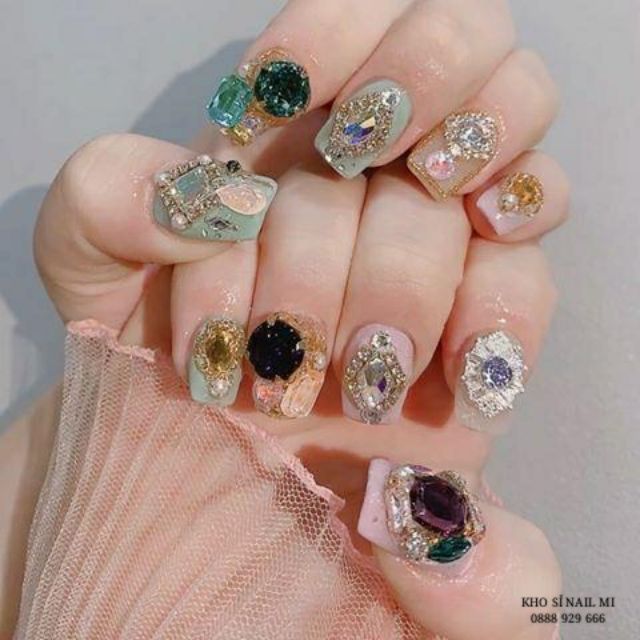 Set 3 viên charm nail cao cấp ánh vàng – Charm trang trí móng tay phong cách Hàn Quốc