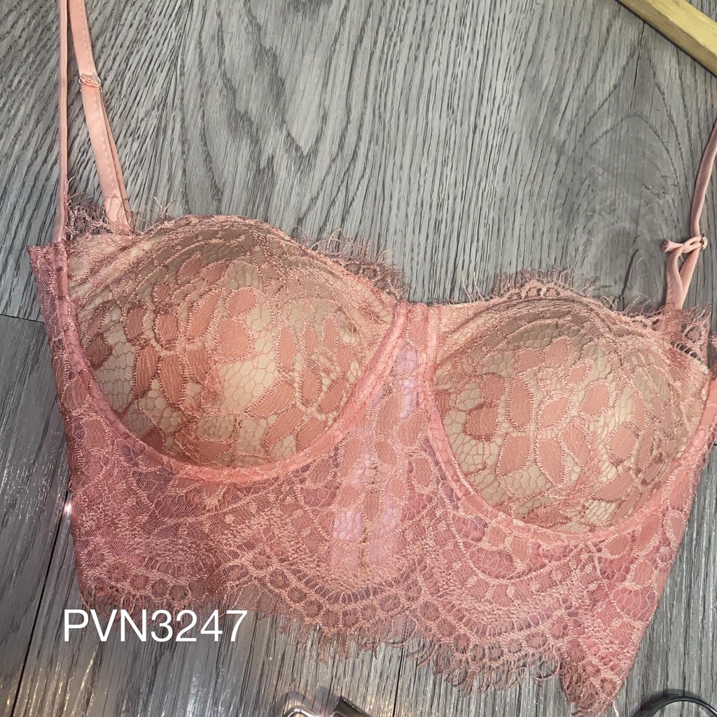 Set áo crop quần ren tầng
