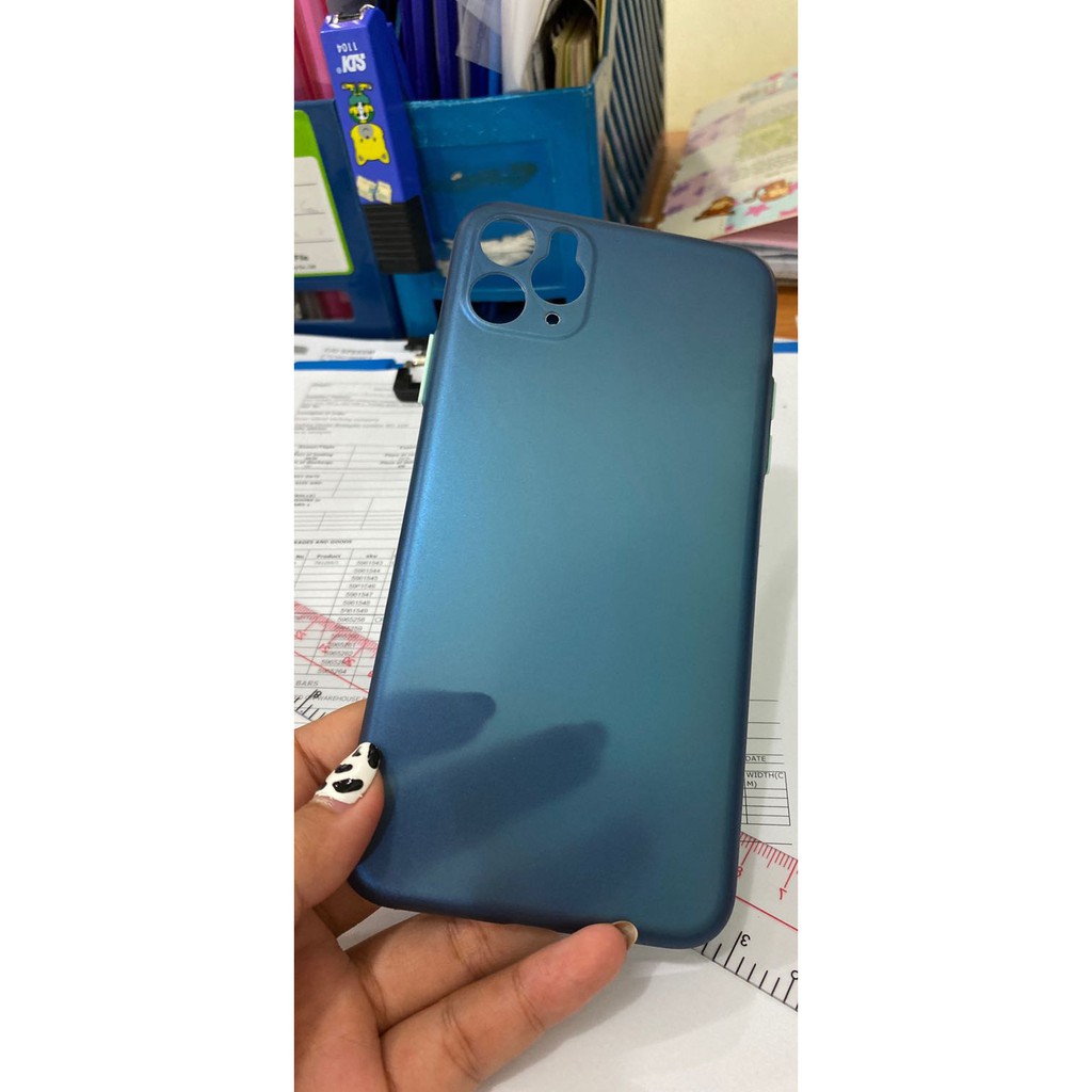 Ốp Lưng Cho iPhone 11, 11 Pro Max, 12, 12 Pro, 12 Pro Max - Trong Suốt Mờ Nhám, Chống Bụi, Chống Trày Xước, Mỏng Nhẹ.
