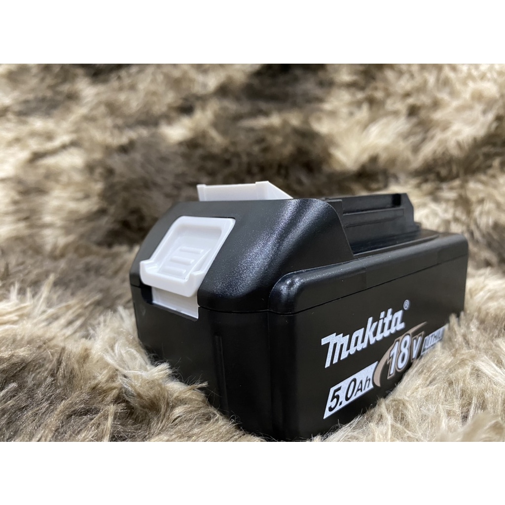 Vỏ Makita 18v sạc adapter có báo pin, tem đáy, thay thế loại vỏ nhận zin.