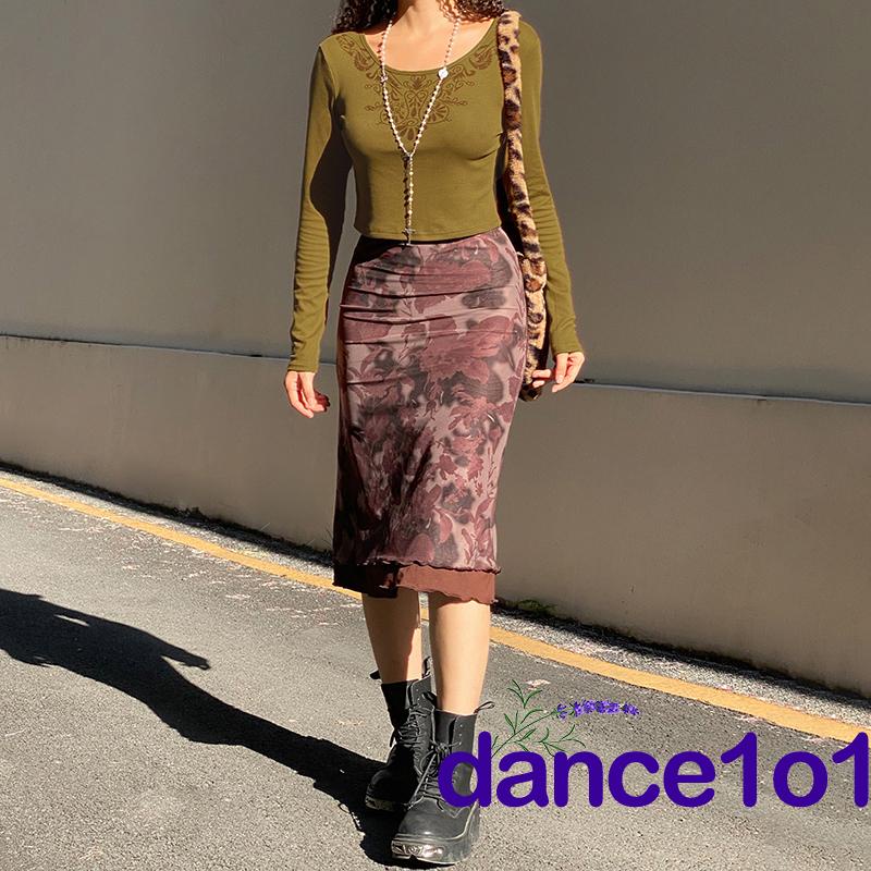 Áo croptop tay dài cổ tròn in họa tiết hoa xinh xắn cho nữ