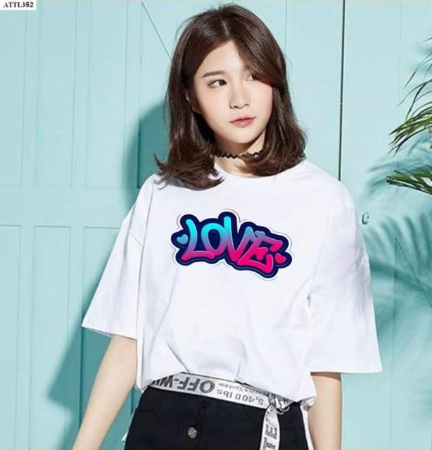 Áo thun chữ love